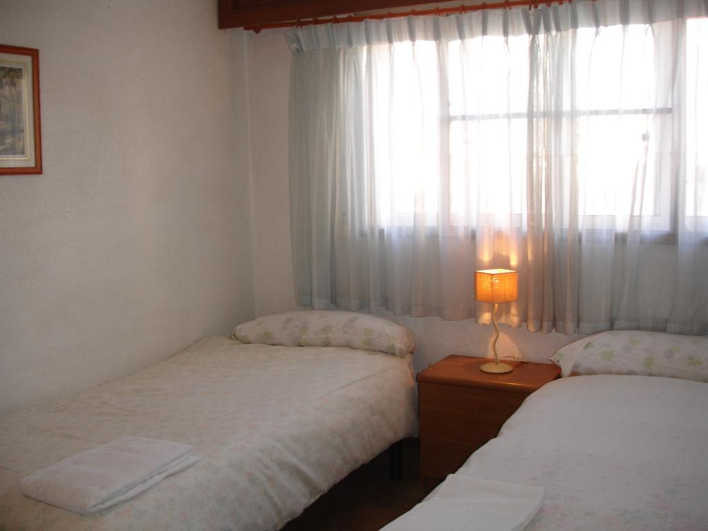 Las Palmeras - Zand Properties Benidorm Zimmer foto